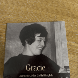 Gracie - Gráinne Bn. Mhic Giolla Bhríghde